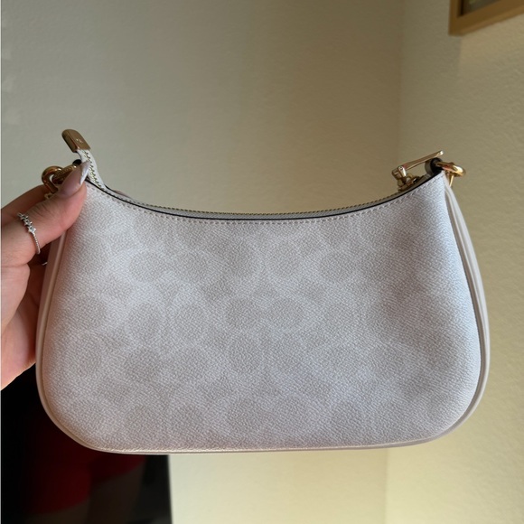 Coach Ivory Shoulder Bag with Gold Accents - Picture 2 of 5